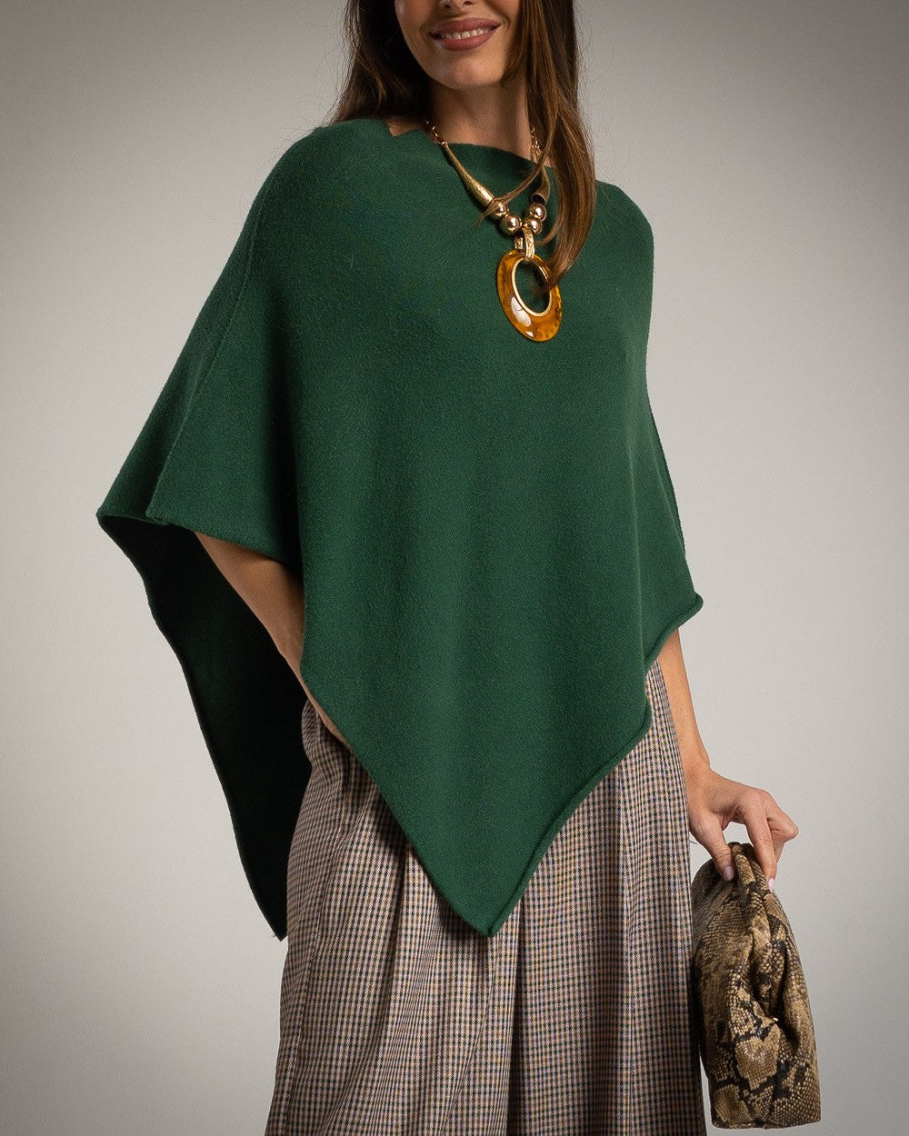 Poncho Helena