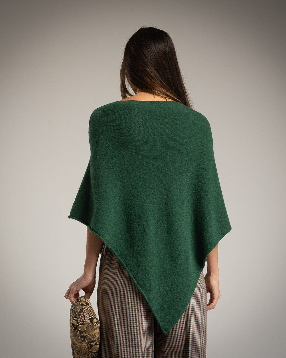 Poncho Helena